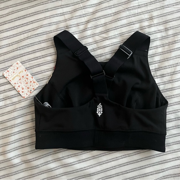 NWT Free People FP Movement sports bra in black - Picture 2 of 3
